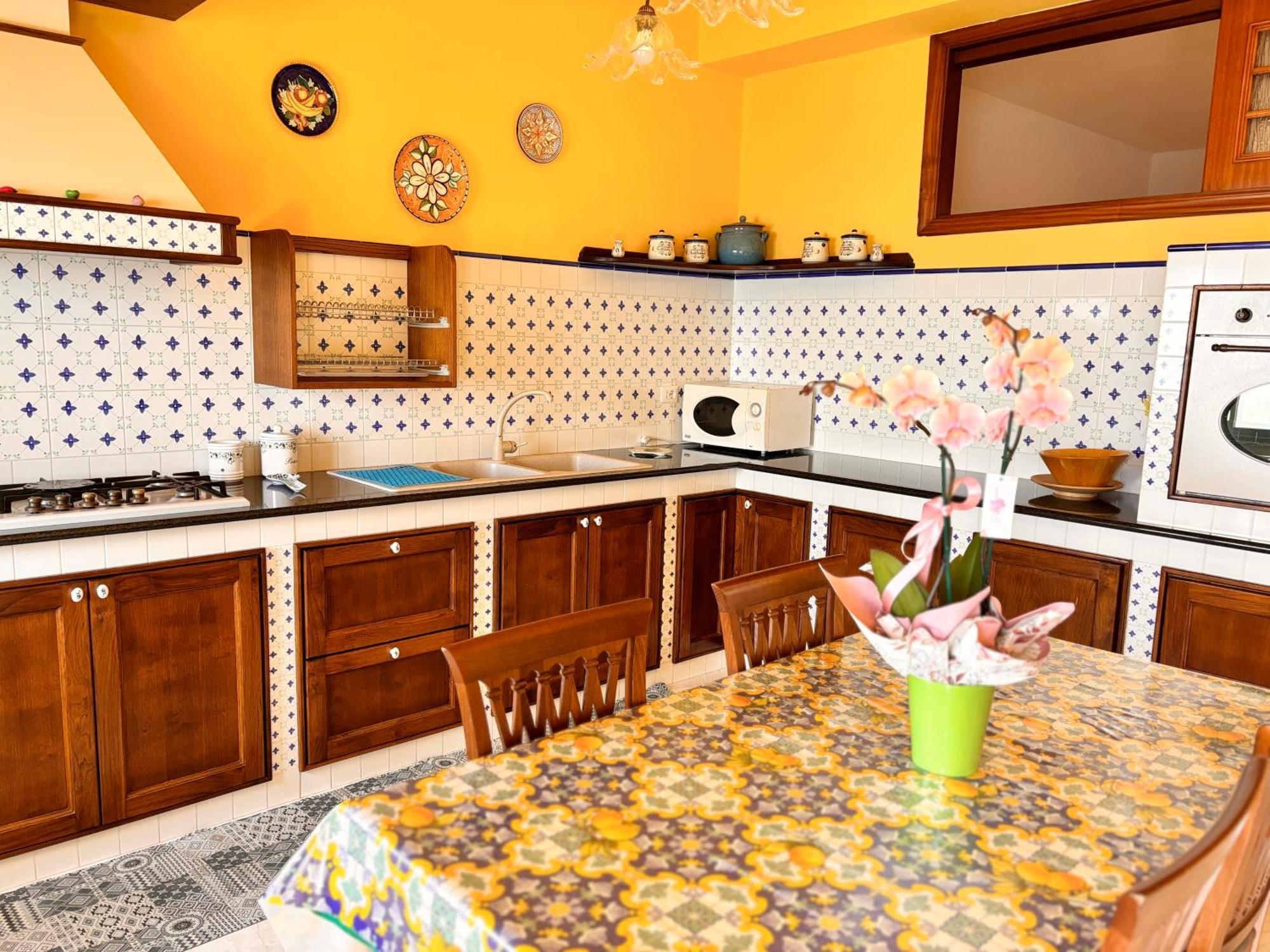 Casa Luisa & Milu , Coastal Retreats In Furore! Екстер'єр фото